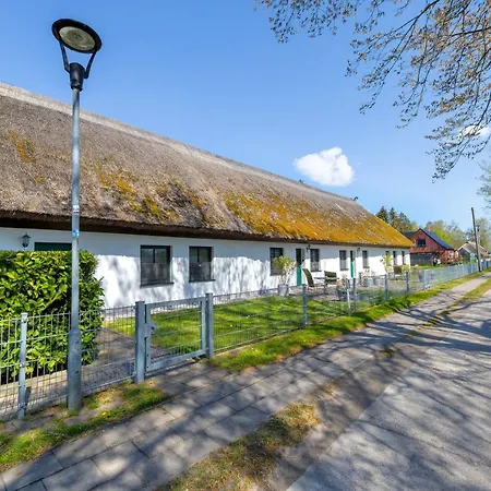 Alte Schnitterkate Apartment Lassan Exterior photo