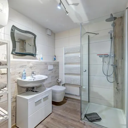 Alte Schnitterkate Apartment Lassan Exterior photo